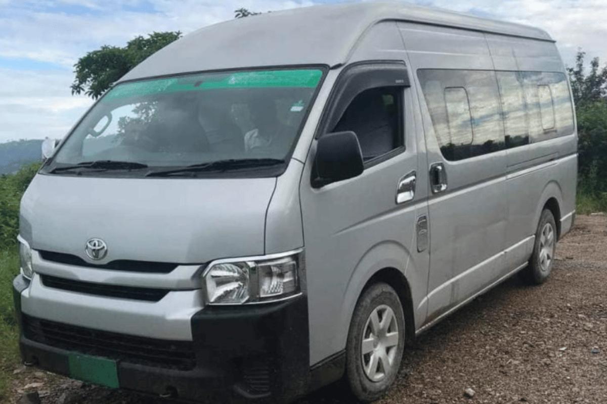 Hiace Rental Service 